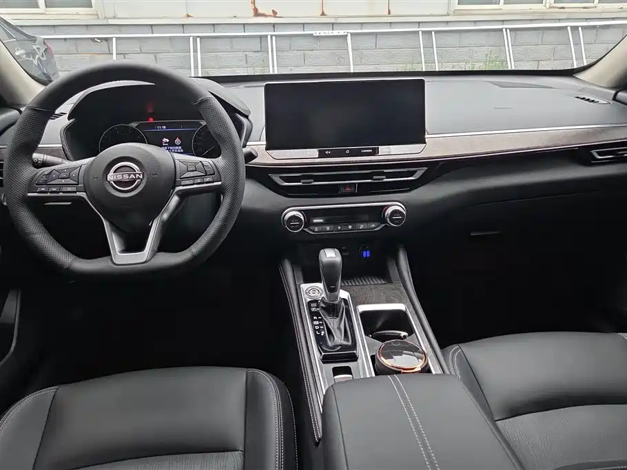 Nissan Teana 2023 — фото 12