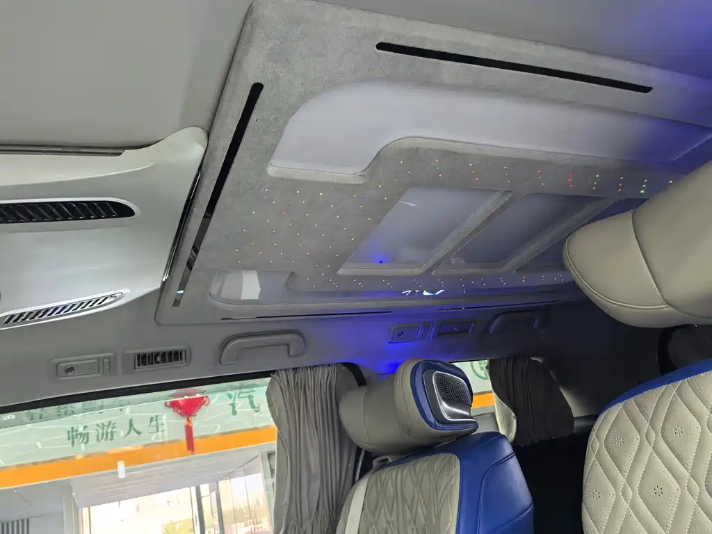 GAC Motor Trumpchi M8 2022 — фото 17