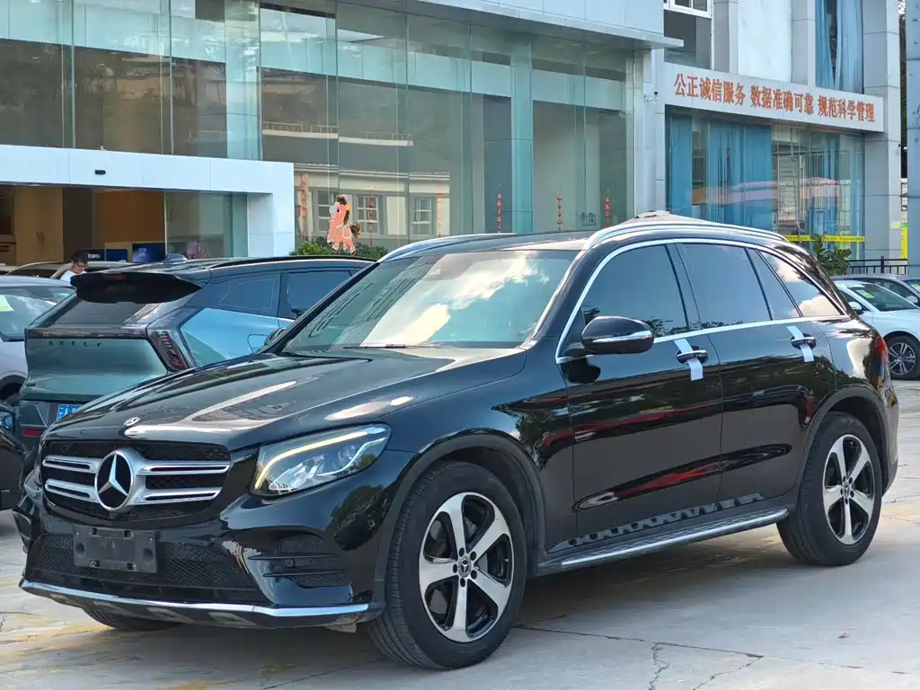 Mercedes-Benz GLC 2018 — фото 1