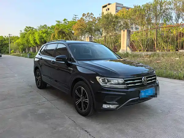 Volkswagen Tiguan L 2021