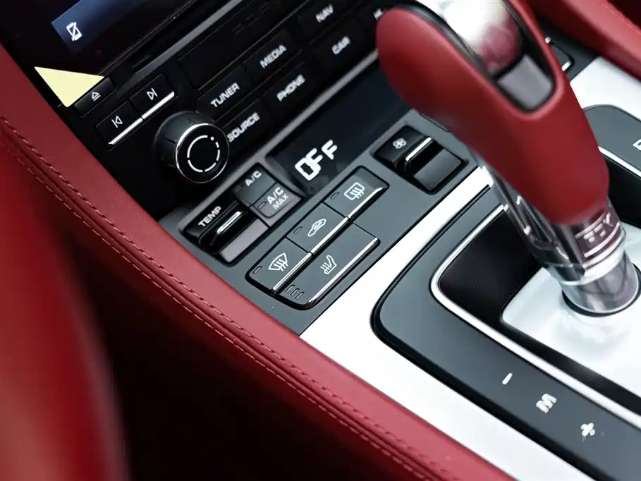 Porsche 718 2025 — фото 20