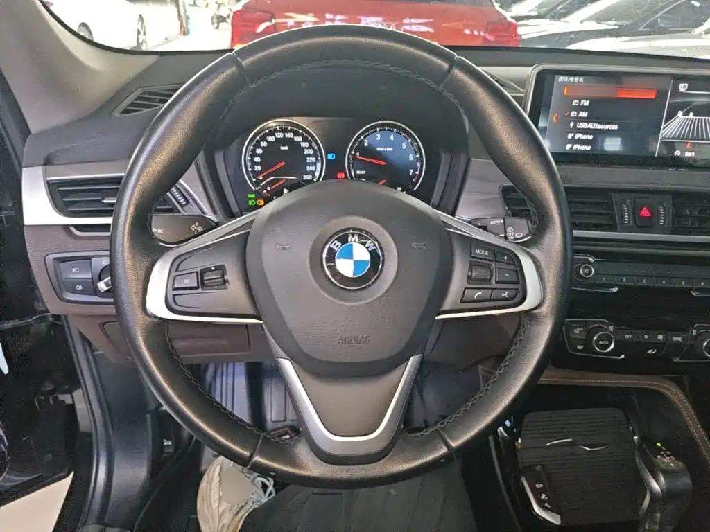 BMW X1 2019 — фото 11