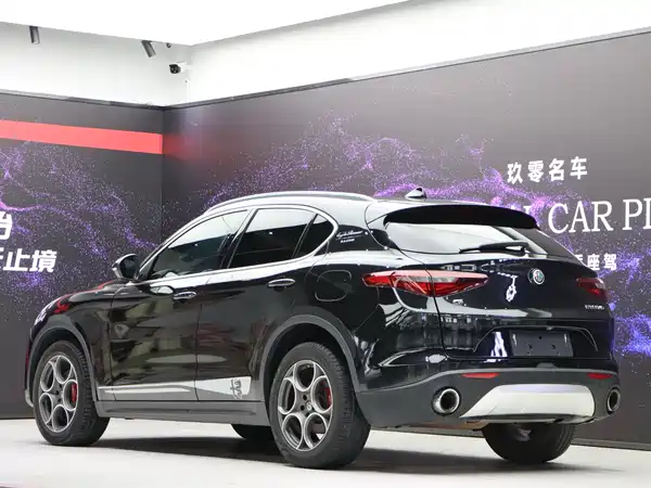 Alfa Romeo Stelvio 2020
