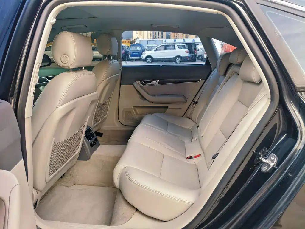 Audi A6L 2010