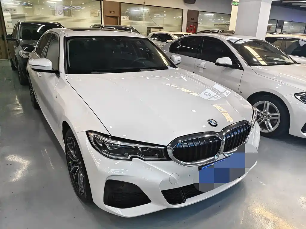 BMW 3 Series 2021