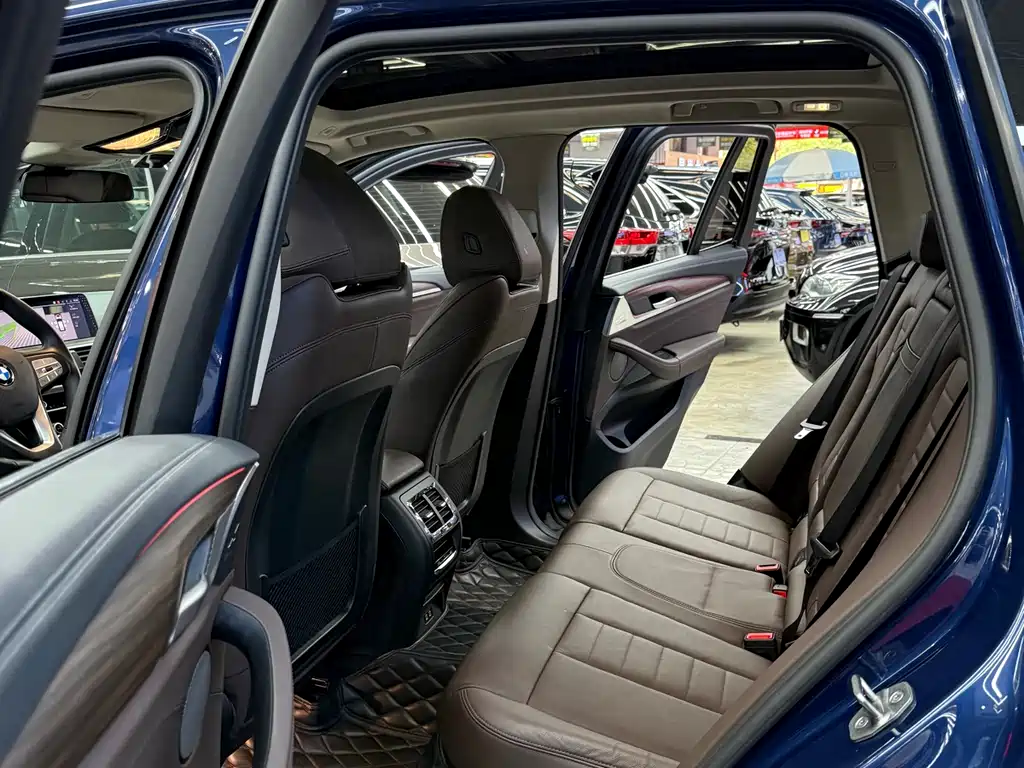 BMW X3 2021 — фото 14
