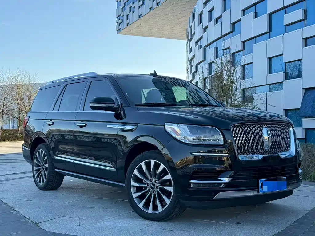 Lincoln Navigator 2018 — фото 3