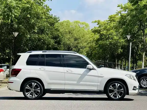 Mercedes-Benz GLK-Class 2015