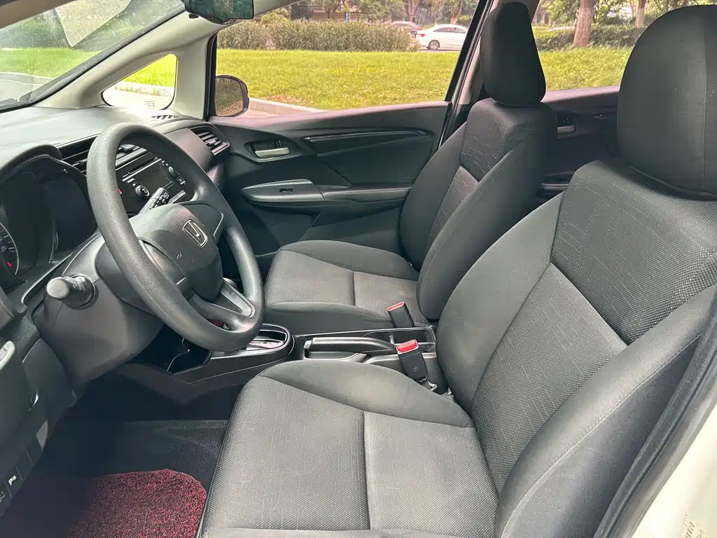 Honda Fit 2017 — фото 16