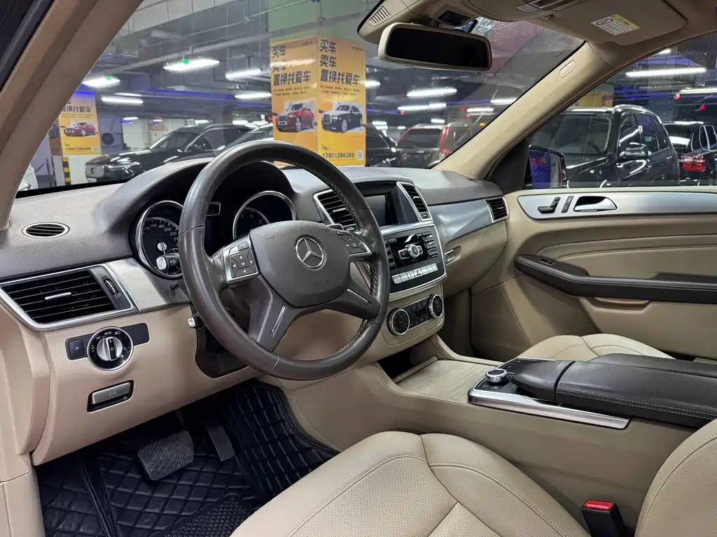 Mercedes-Benz M-Class 2015 — фото 21