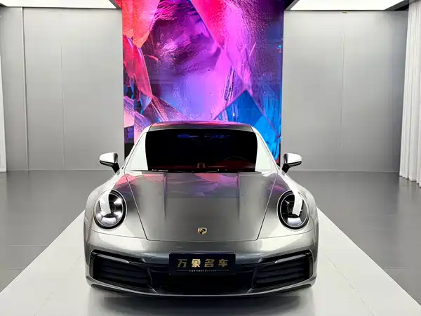 Porsche 911 2022
