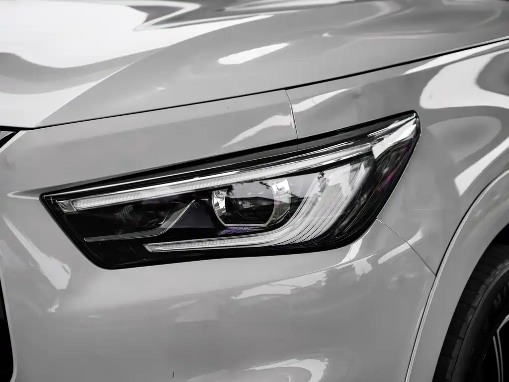 Infiniti QX80 2016 — фото 21