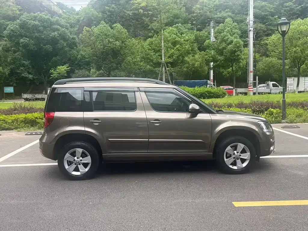 Skoda Yeti 2015 — фото 3