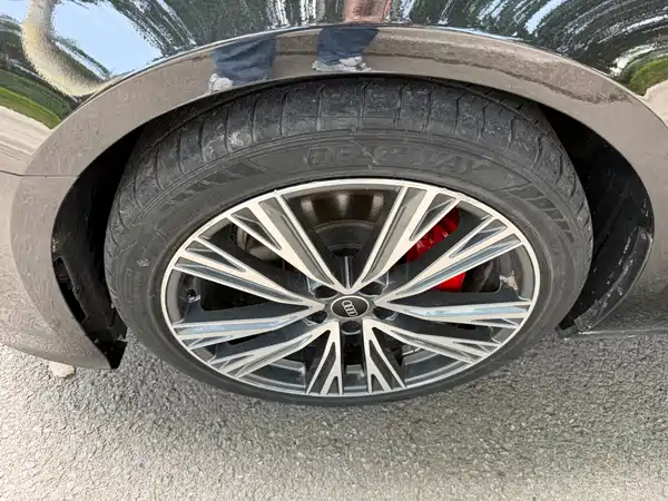 Audi A6L 2023