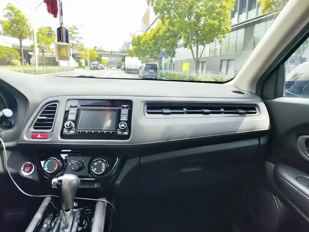 Honda Vezel 2018 — фото 13