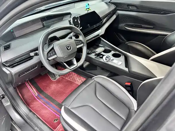 Changan UNI-V 2023