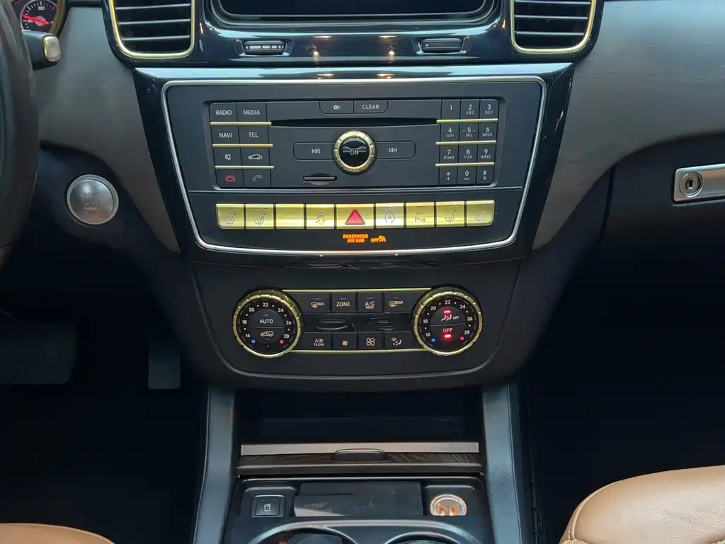 Mercedes-Benz GLS 2017 — фото 13