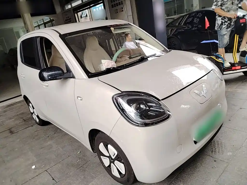 Wuling Hongguang MINIEV 2025