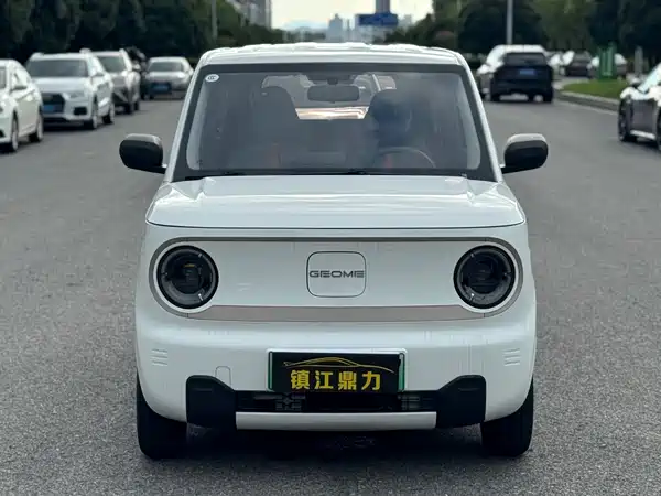Geely Galaxy Panda 2023