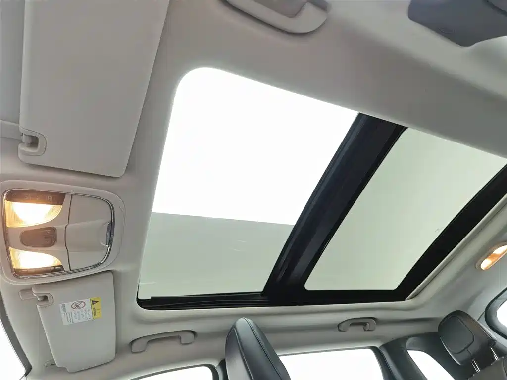 Jeep Cherokee 2016 — фото 14