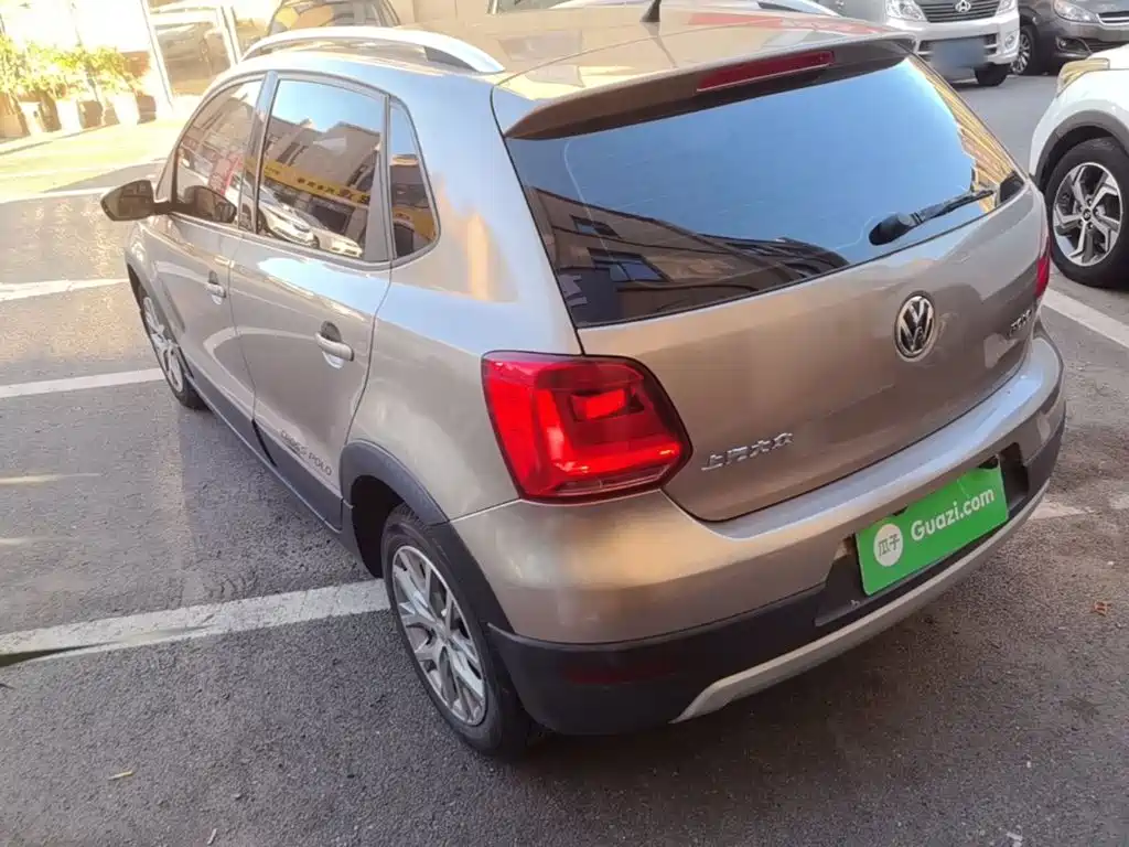 Volkswagen Polo 2016