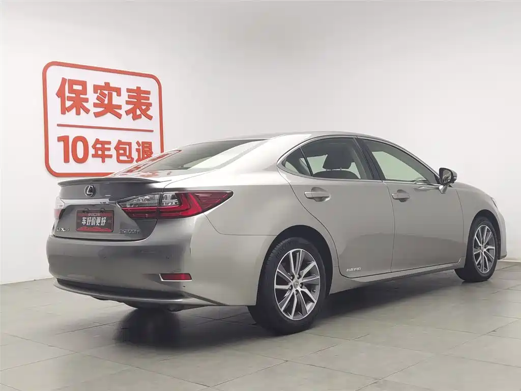Lexus ES 2018 — фото 2
