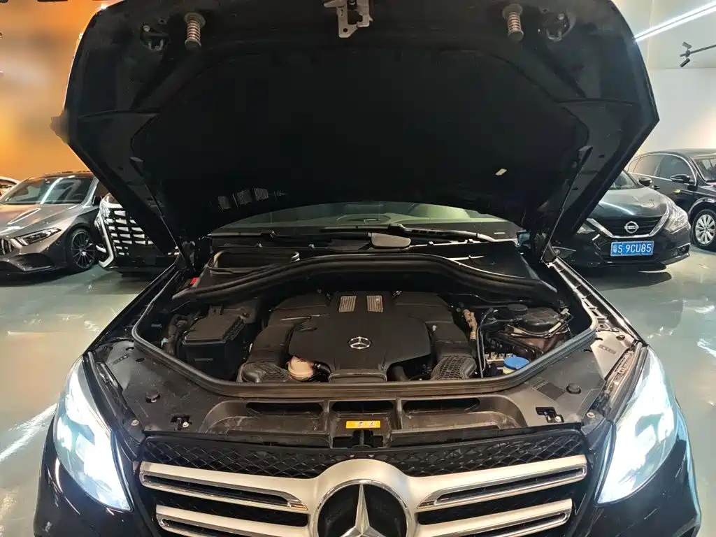 Mercedes-Benz GLE 2018 — фото 16