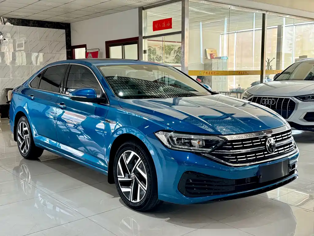 Volkswagen Sagitar 2022