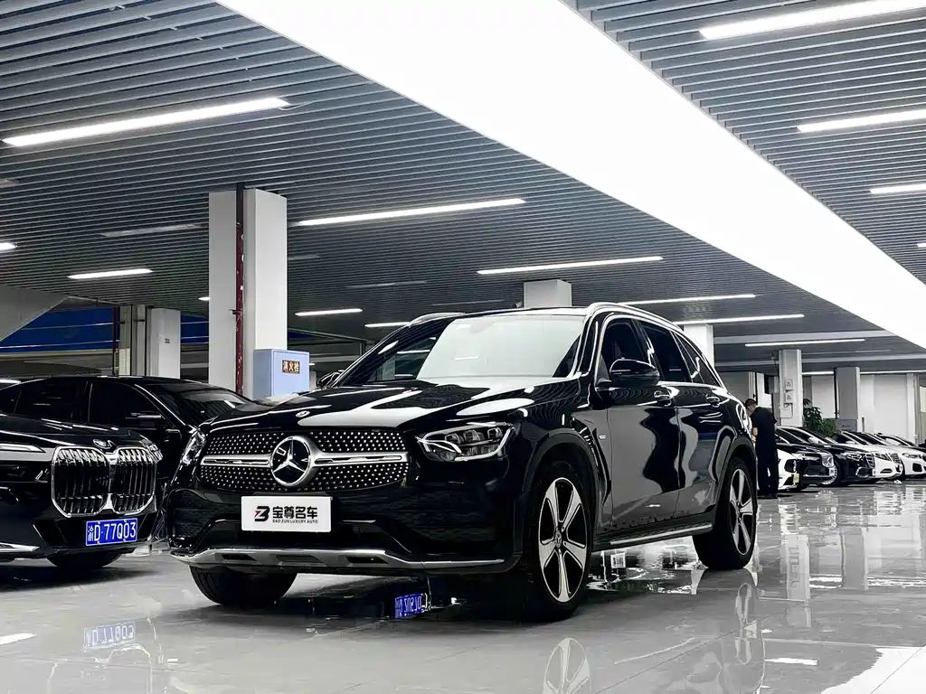 Mercedes-Benz GLC 2023 — фото 1
