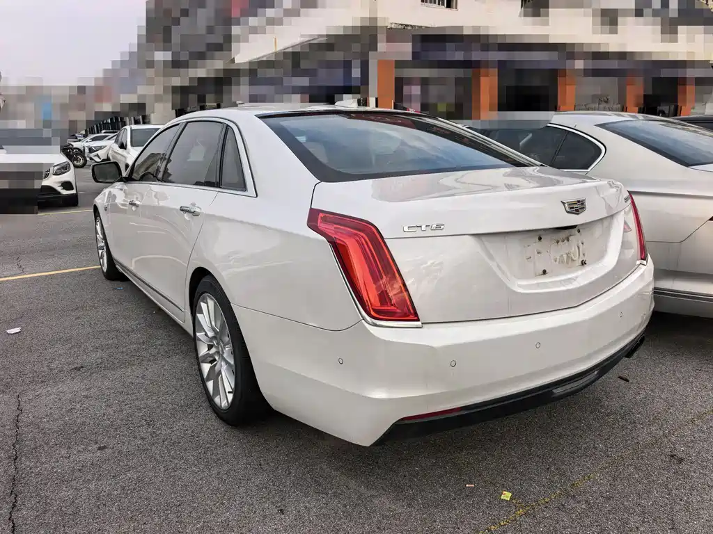 Cadillac CT6 2016 — фото 12