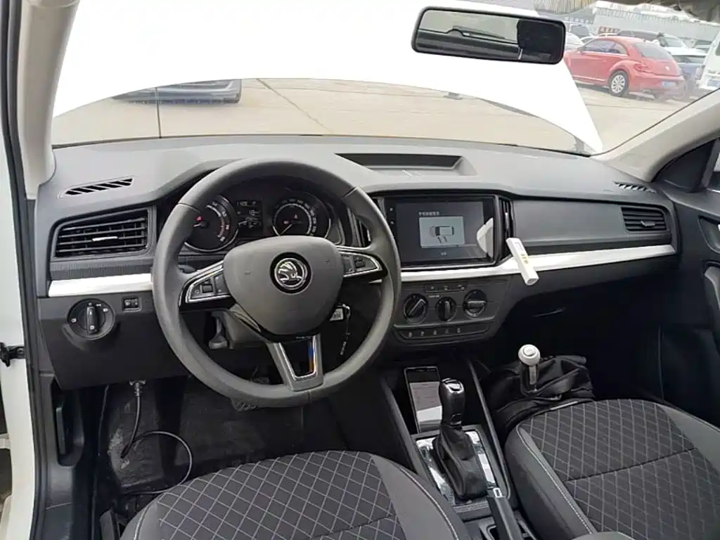 Skoda Kamiq 2024 — фото 10