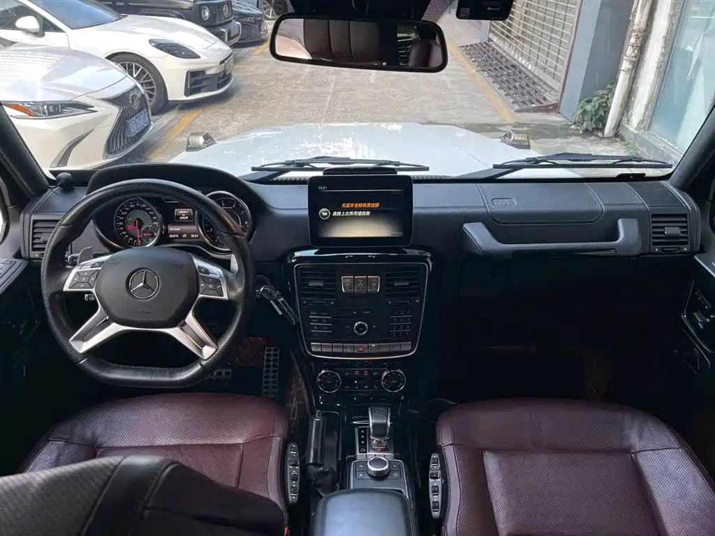 Mercedes-Benz G-Class AMG 2017 — фото 24