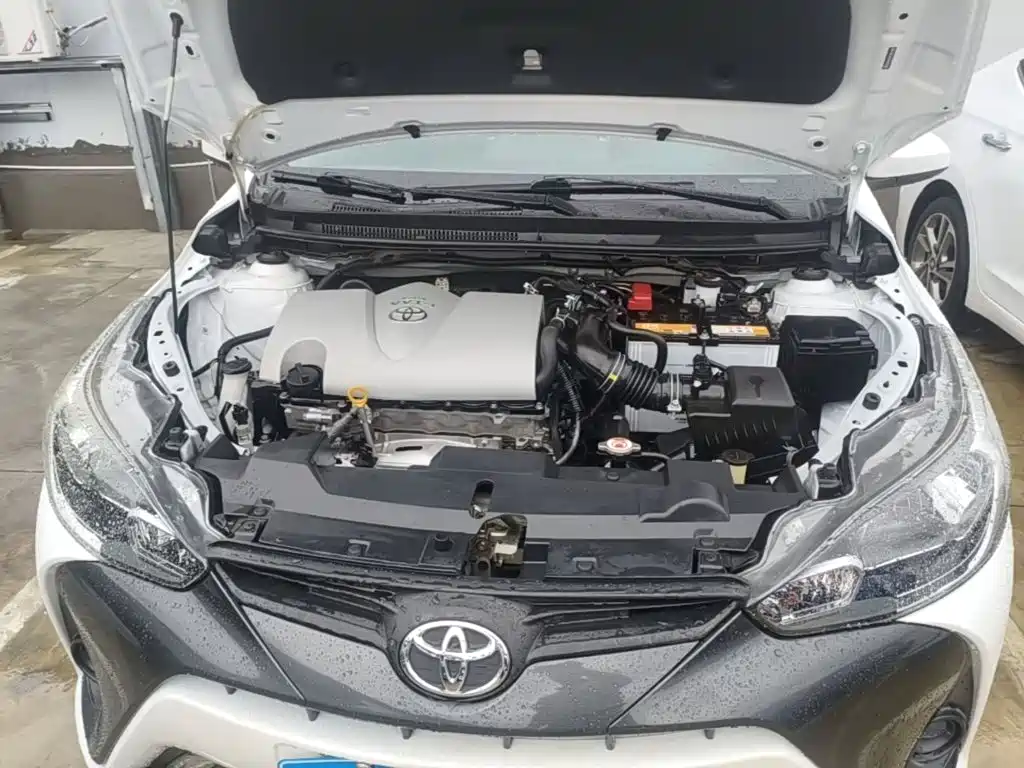 Toyota Yaris L 2018 — фото 20