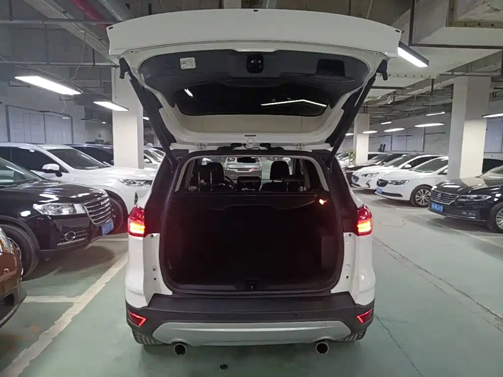 Ford Kuga 2014 — фото 19
