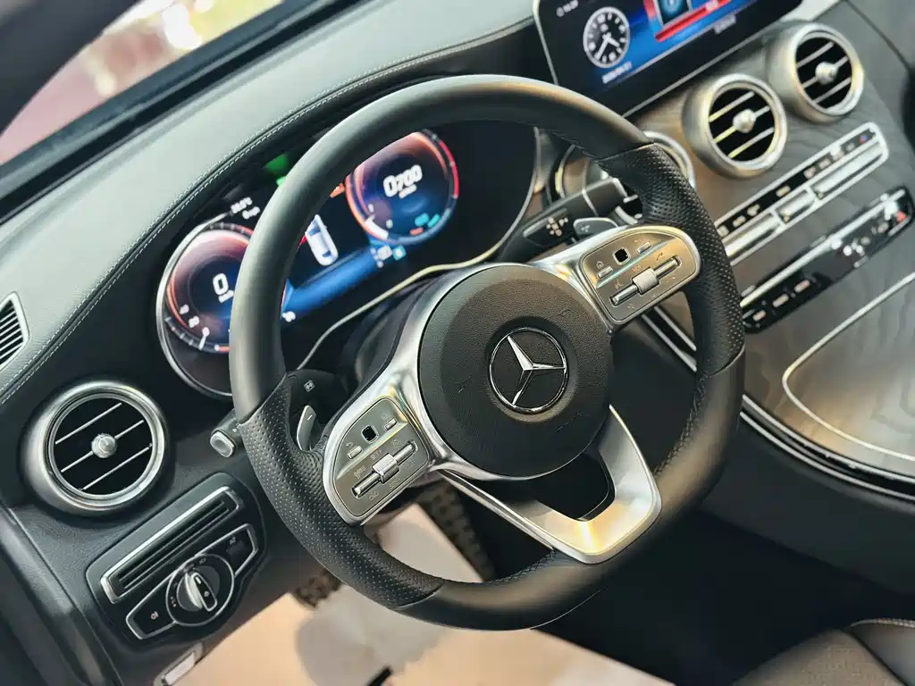 Mercedes-Benz C-Class 2019 — фото 12