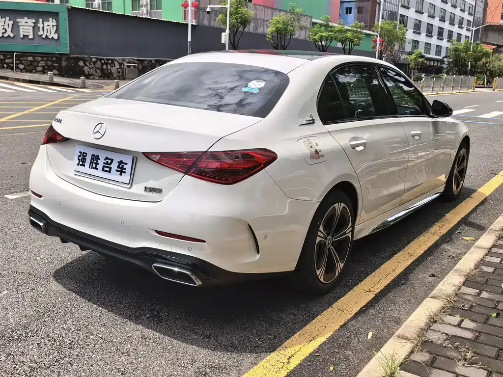Mercedes-Benz C-Class 2022