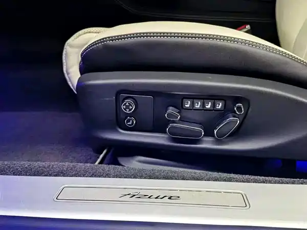 Bentley Continental 2023