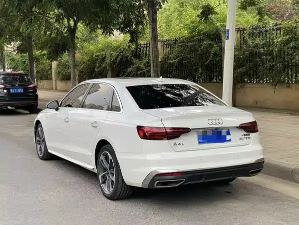 Audi A4L 2024