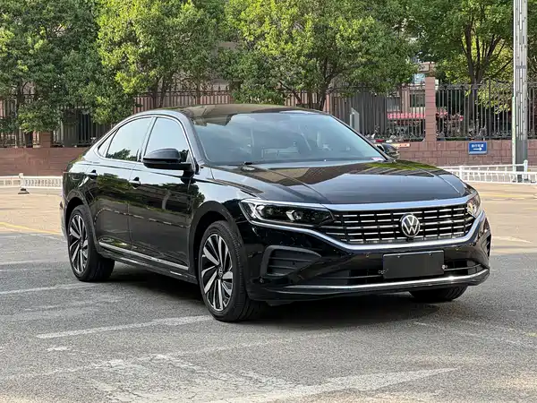 Volkswagen Passat 2024
