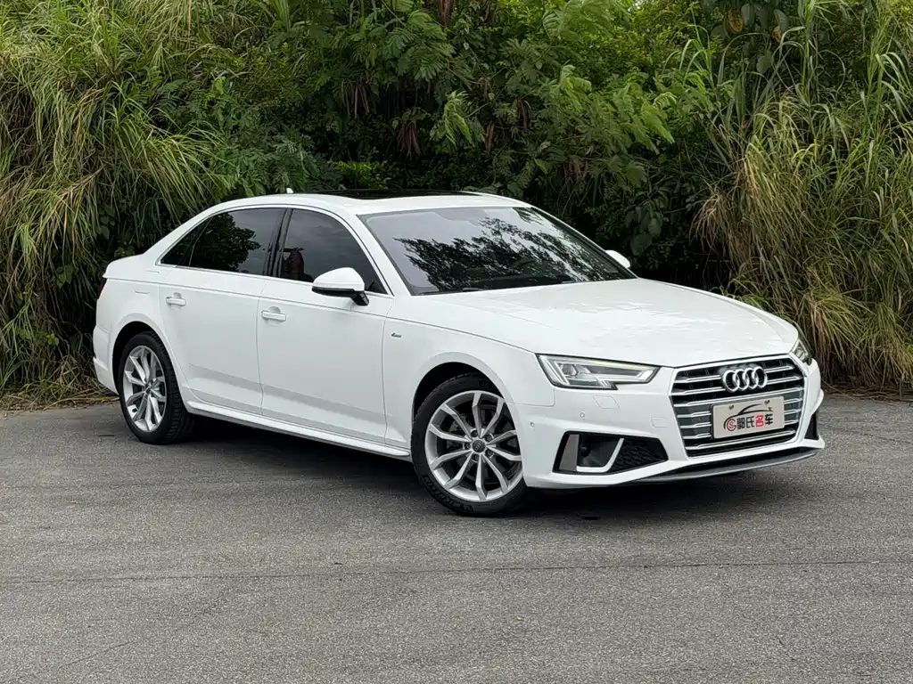 Audi A4L 2018