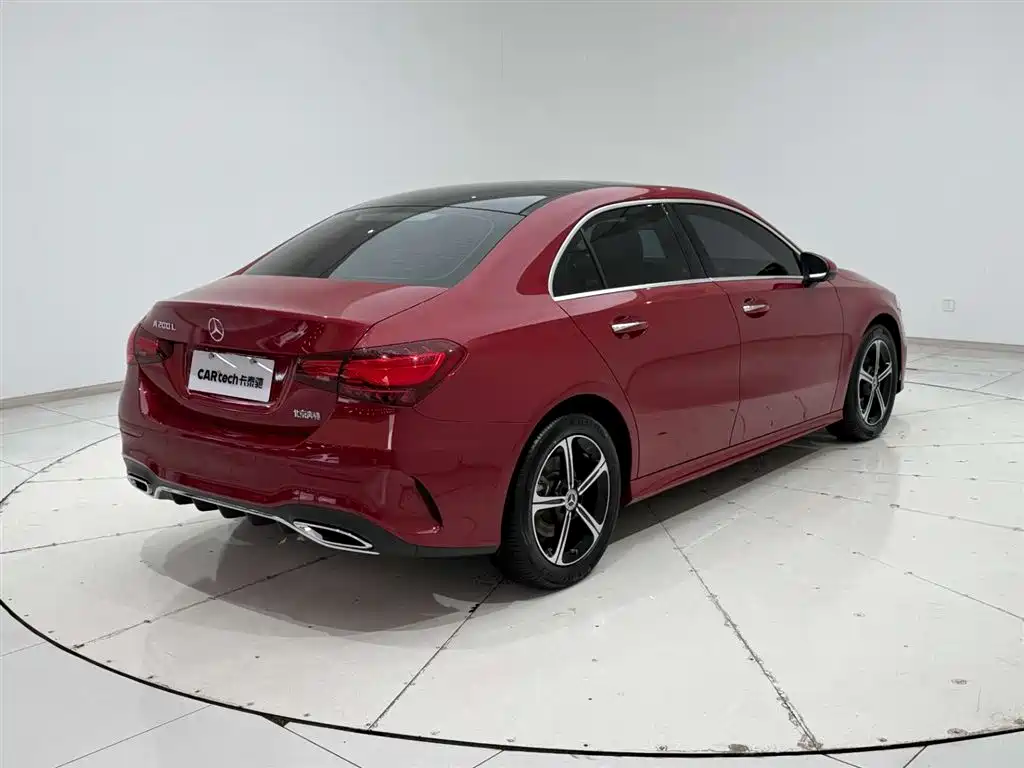 Mercedes-Benz A-Class 2023 — фото 8