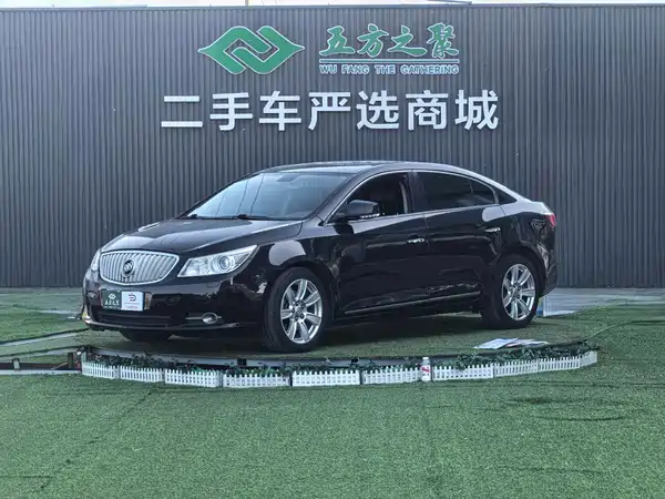 Buick LaCrosse 2012