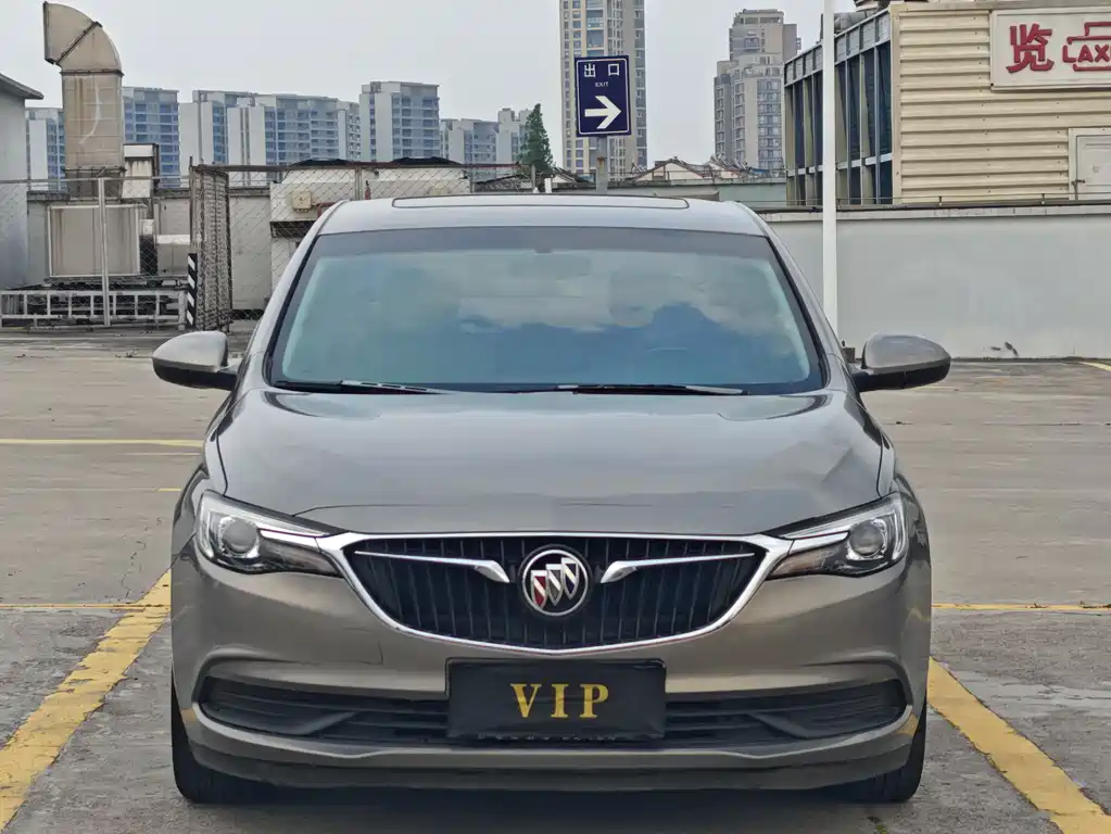 Buick Excelle 2018 — фото 2