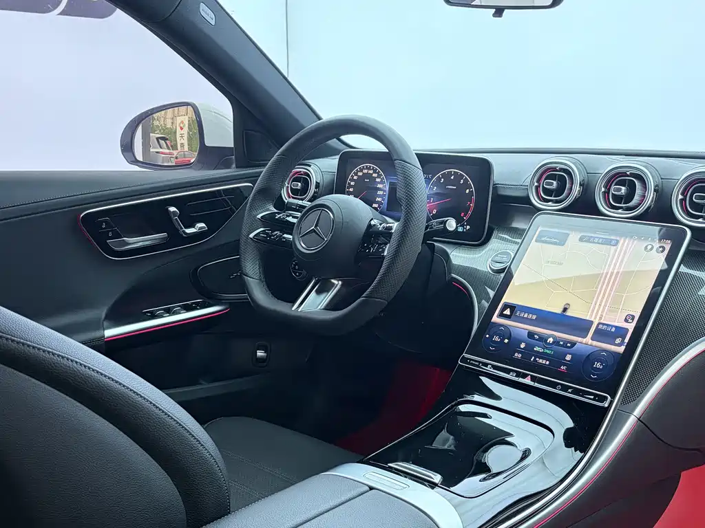 Mercedes-Benz C-Class 2023 — фото 10