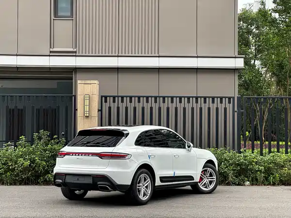 Porsche Macan 2023