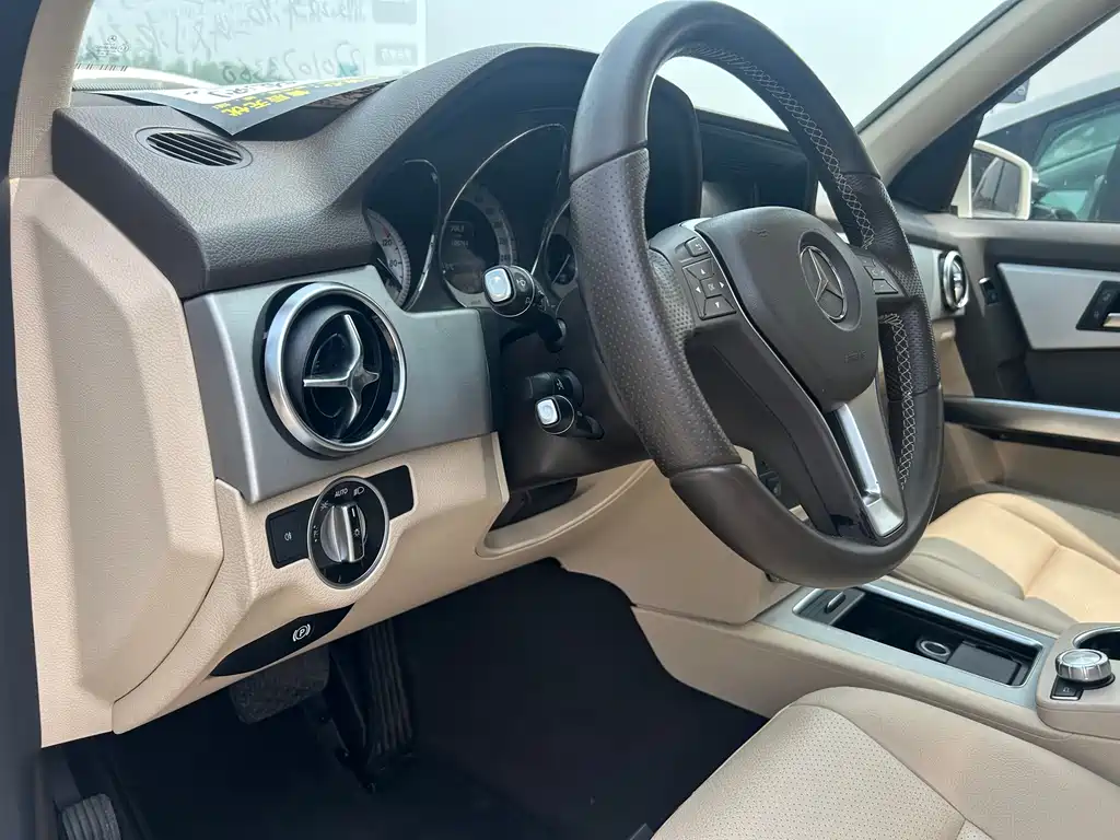 Mercedes-Benz GLK-Class 2014 — фото 11