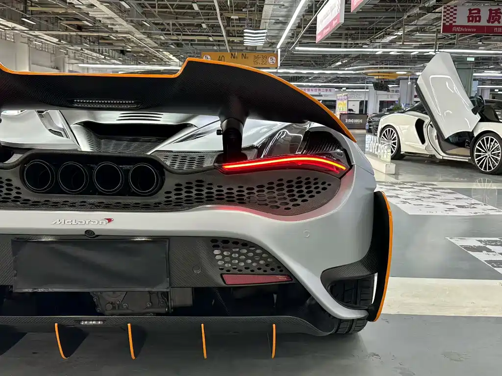 McLaren 720S 2019 — фото 4
