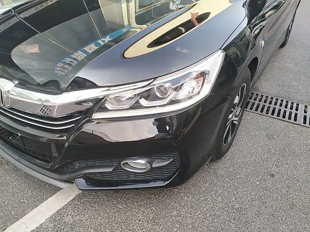 Honda Accord 2017 — фото 24