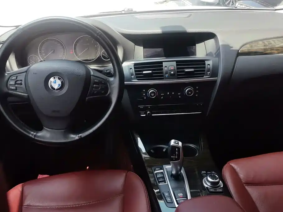 BMW X3 2013 — фото 12