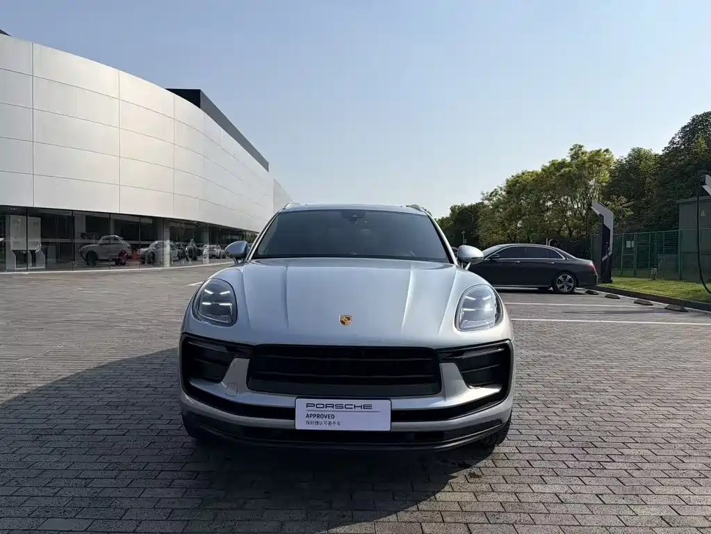 Porsche Macan 2026 — фото 2
